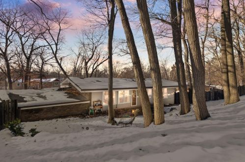 5813 Hansen Rd, Minneapolis, MN 55436-2401
