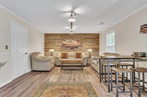 1033 Alexander Run Pass, Buford GA  30518-5560 exterior