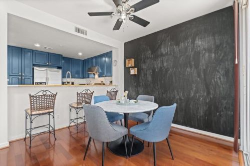 252 Jeanette Ln, Santa Ana CA  92705-6016 exterior