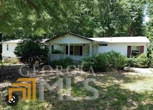 1519 Lee Peters Rd, Loganville, GA 30052-3837