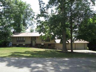 1600 Lake Park Cir, Morristown, TN 37814-1465