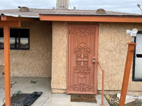 5041 Avenue, Lancaster, CA 93536-2989