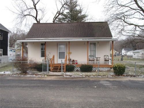 1516 Vermont St, Withers Mill, MO 63401-5952