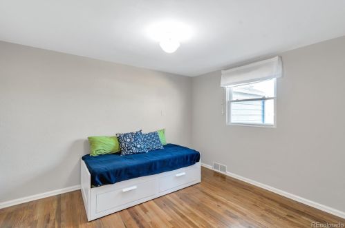 2661 Gaylord St, Denver CO  80205-4619 exterior