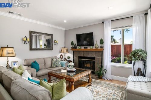 5321 Celeste Ave, Livermore, CA 94550-2386