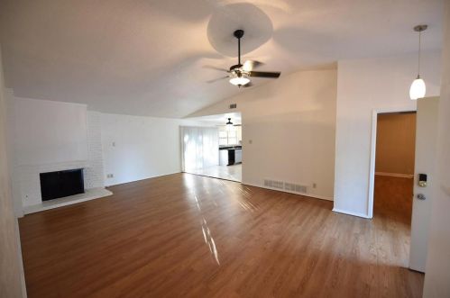 1818 Redbud Cir, Carrollton TX  75006-4204 exterior