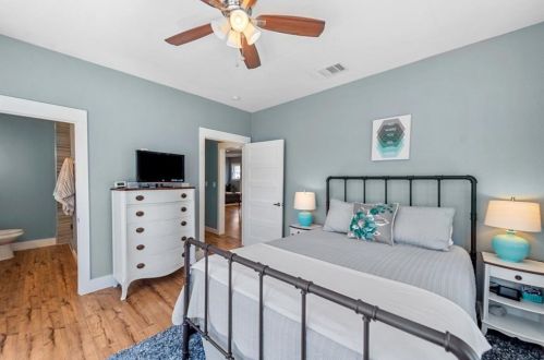 2253 6th Ave, Fort Worth TX  76110-1807 exterior