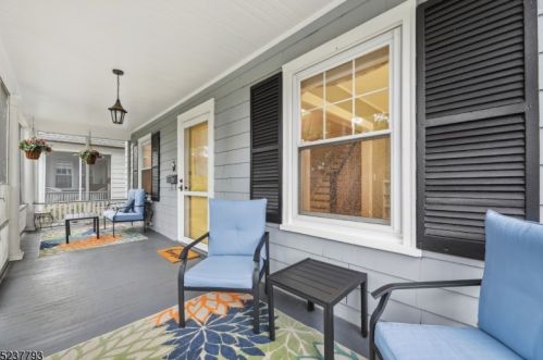 36 Overlook Ave, Town Center, NJ 07052-4314
