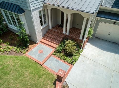 554 Manor Ridge Dr, Atlanta GA  30305-3512 exterior