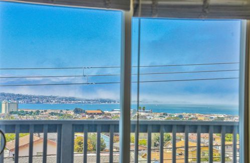 1312 Flores St, Seaside CA exterior