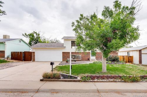 2822 Mobile St, Denver, CO 80013-1862