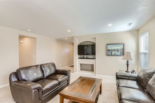 865 Willow Dr, Denver CO  80603-7761 exterior