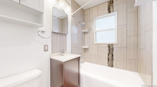 4697 Pennsylvania St, Englewood CO 80113-6915 exterior