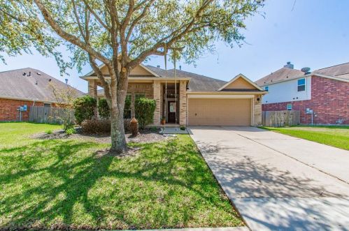 13104 Shoalwater Ln, Pearland, TX 77584-3464