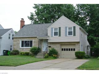 27120 Parkwood Dr, Cleveland OH  44132-1629 exterior