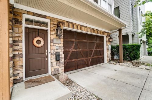 1236 Elsinore Ave, Cincinnati OH  45202-1504 exterior