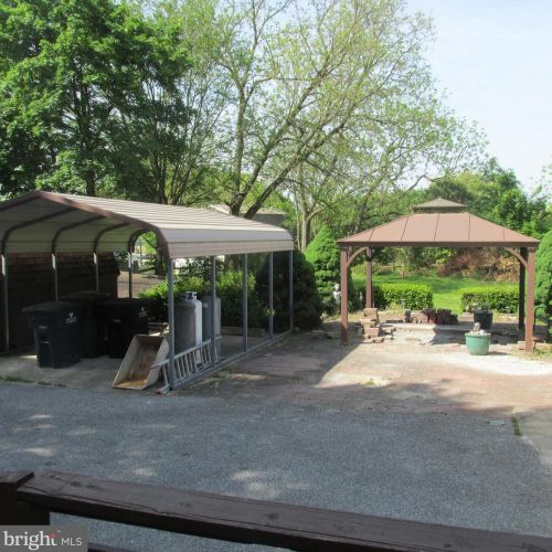 32 Newport Rd, Gap PA  17527-0097 exterior