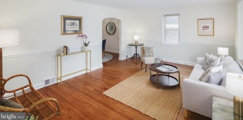 762 Mount Vernon Ave, Tavistock NJ  08033-2817 exterior