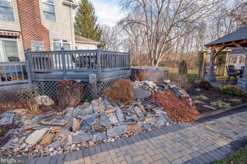 874 Pheasant Hill Rd, Summit Point WV  25446-3634 exterior