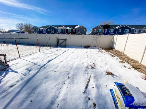 545 2400, Vernal UT  84078-8253 exterior