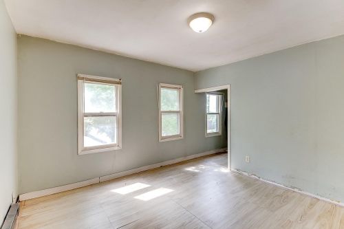 733 Conway St, Saint Paul MN  55106-5507 exterior