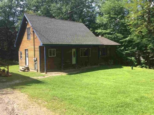18 Keasor Rd, Tilton, NH 03276-4500