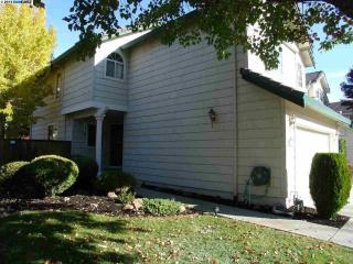5340 Hillflower Dr, Livermore, CA 94551-6928