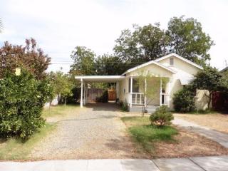 235 Dewitt Ave, Clovis, CA 93612-0314