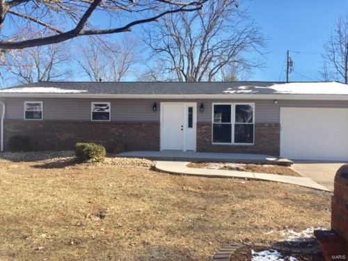 120 Maryknoll Dr, Maryville, IL 62062-5727