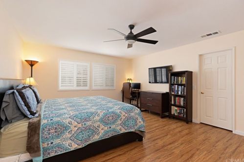 14 Brookhollow, Irvine CA  92602-0788 exterior