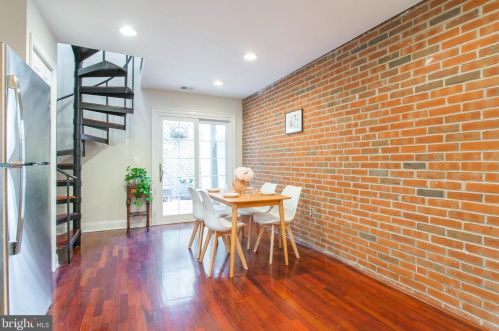 843 American St, Philadelphia, PA 19147-3332