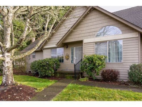 4202 Cole Way, Springfield, OR 97478-5586