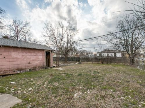 3623 Crump St, Fort Worth TX  76106-4423 exterior