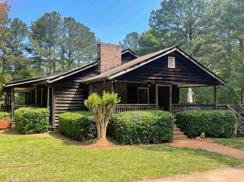 35 New Salem Dr, Mcdonough, GA 30253-4761