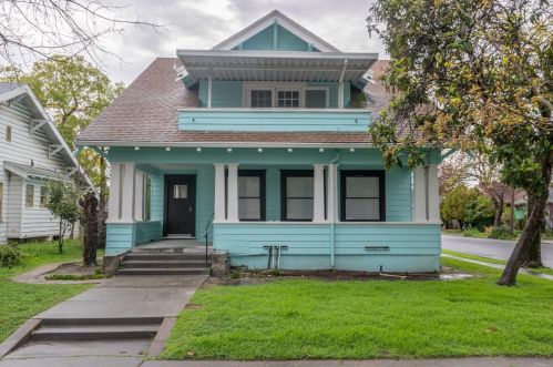 1345 Lincoln St, Stockton, CA 95206-1747