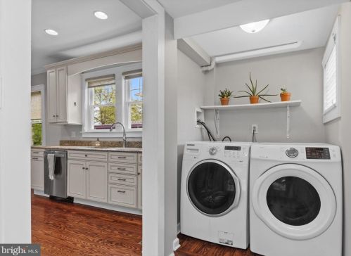 106 Jefferson Ave, Haddonfield NJ  08033-3412 exterior