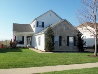 2031 Greenview Dr, Bull Valley, IL 60098-7005