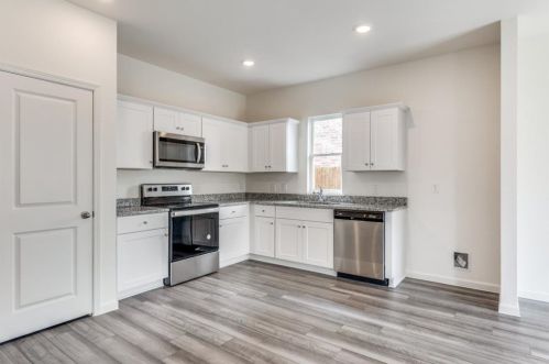 8417 Hawkview Dr, Fort Worth TX  76179-4363 exterior