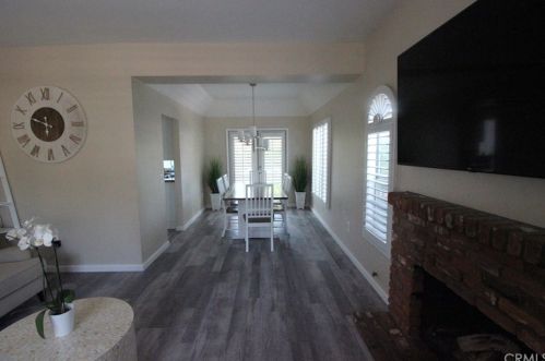 6620 Parrin Ct, Riverside, CA 92506-5654