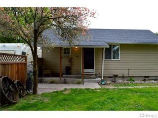 2016 42nd Ave, Longview, WA 98632-4810