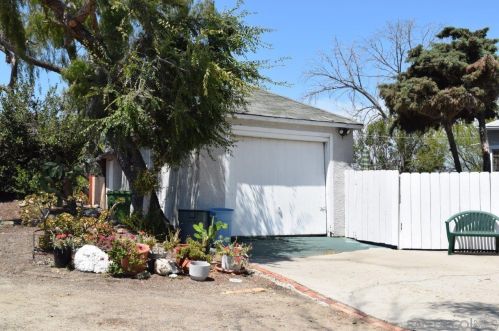 6740 Cielo Dr, San Diego, CA 92114-5807