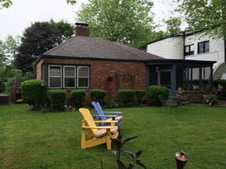 6185 Washington Blvd, Indianapolis, IN 46220-1826