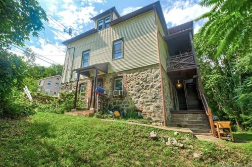 449 Wilson St, Waterbury, CT 06708-3405