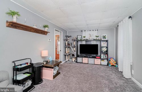 2515 Carlisle Pike, Hanover PA 17331-8978 exterior