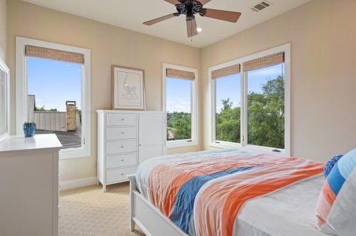 17837 Flagler Dr, Austin TX  78738-7630 exterior