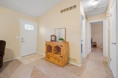 17857 Oxford Pl, Denver CO 80014-5137 exterior