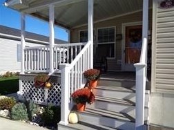 80 Lark Ln, Tiverton, RI 02878-5601