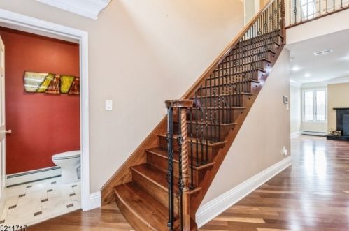 10 Mountainside Dr, Dover NJ  07869-2217 exterior