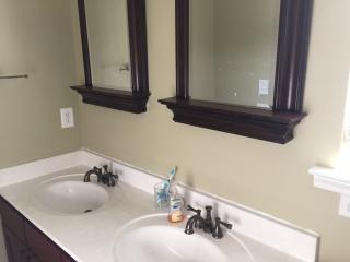 202 Duck Mill Cir, Cary NC  27519-2511 exterior