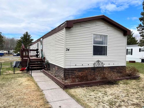 34 Coban Dr, Duluth, MN 55808-1923